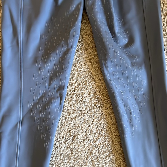 Free Ride Breeches - Picture 2 of 6